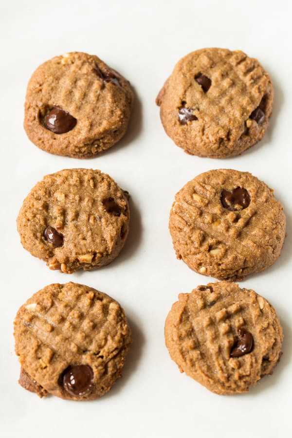 3 Ingredient Peanut Butter Cookies | Brown Sugar and Natural Peanut Butter Makes These Peanut Butter Cookies Delicious and Easy-to-Make