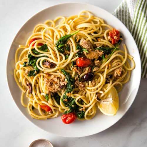 Easy Pasta with Tuna, Tomatoes, and Spinach - Cook Fast, Eat Well