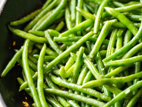 https://cookfasteatwell.com/wp-content/uploads/2019/12/How-to-Cook-Frozen-Green-Beans-2-500x375.jpg