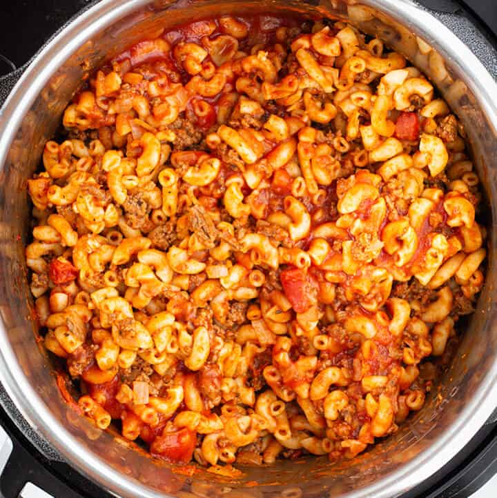 ground-beef-elbow-macaroni-instant-pot-welliver-henew1967